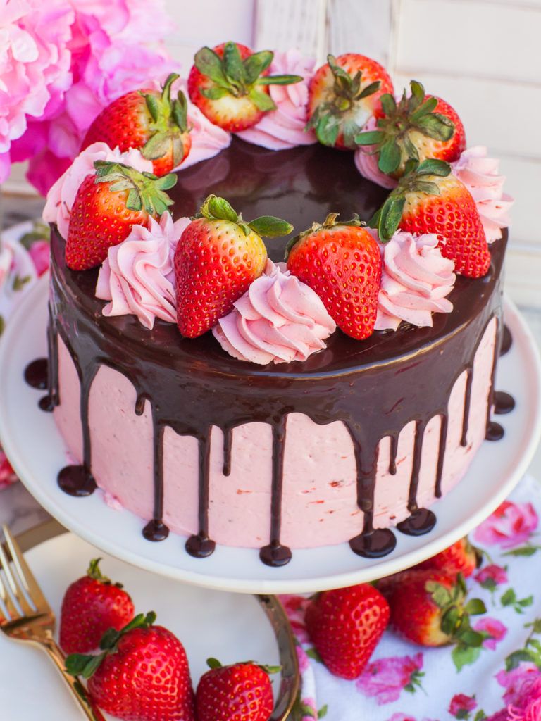 Cake Decorating Process